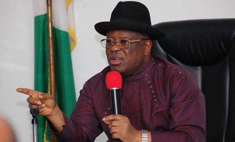 Umahi Orders Contractors to Expedite ₦754bn Abuja–Kaduna–Kano Road Project Delivery