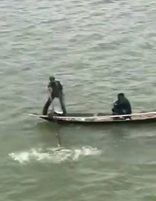 Fishermen Save Man After Jump From Third Mainland Bridge